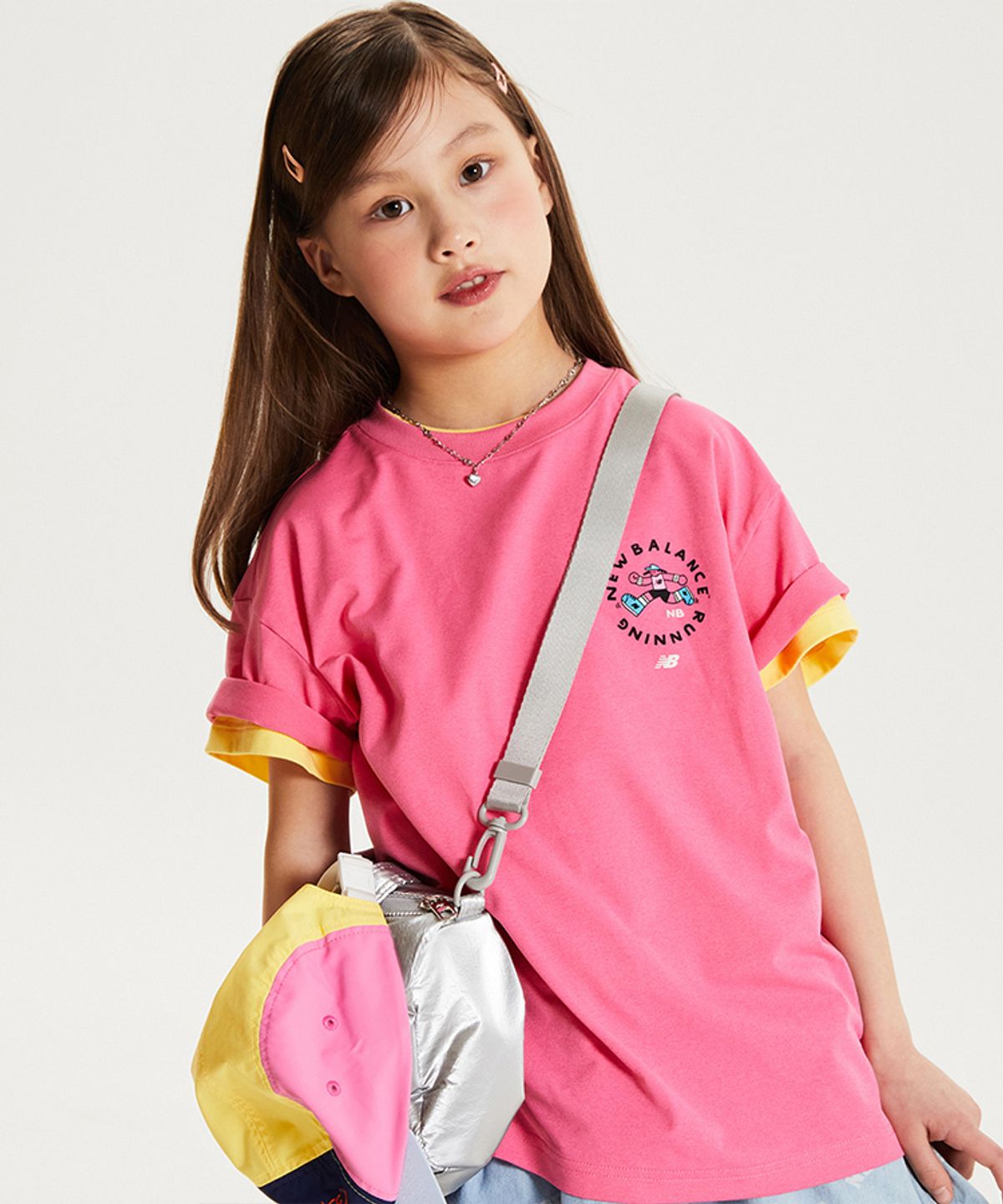 뉴발란스 키즈(NEWBALANCEKIDS) Run Festival_아동 쿨터치 일러스트 반팔티 NK9EG2503U25