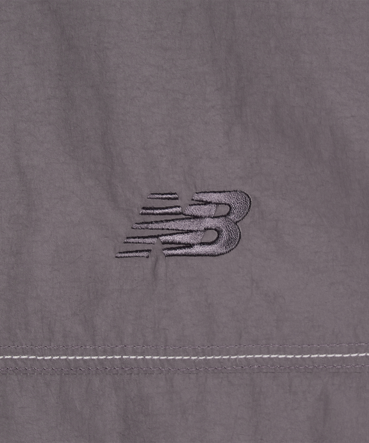 뉴발란스(NEW BALANCE) NBNAG21423 / UNI NANO LIGHT 후드 바람막이 (DARK PURPLE)