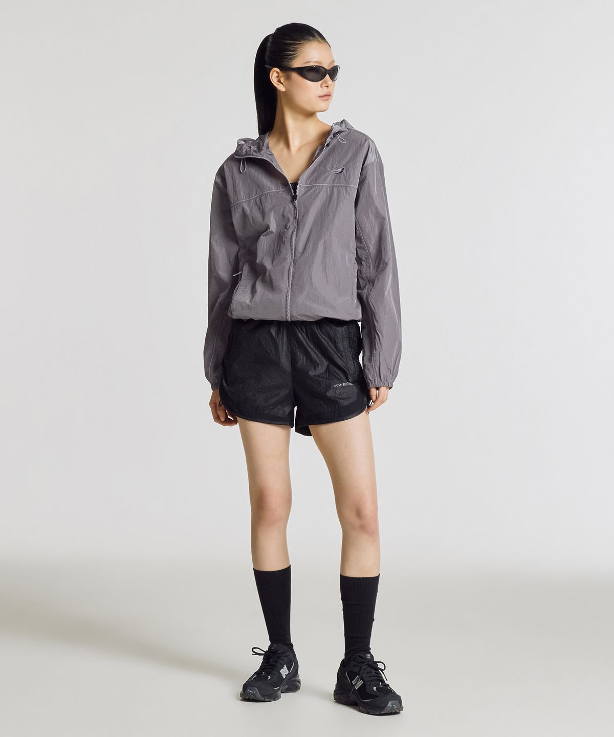 뉴발란스(NEW BALANCE) NBNAG21423 / UNI NANO LIGHT 후드 바람막이 (DARK PURPLE)