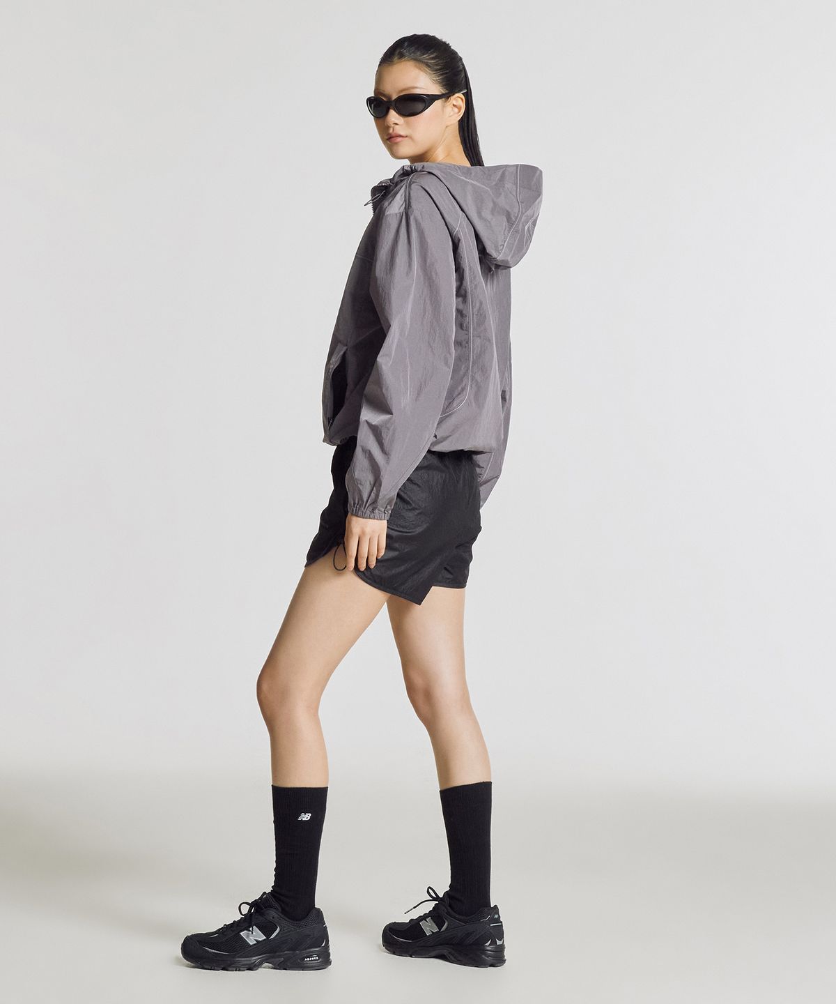뉴발란스(NEW BALANCE) NBNAG21423 / UNI NANO LIGHT 후드 바람막이 (DARK PURPLE)