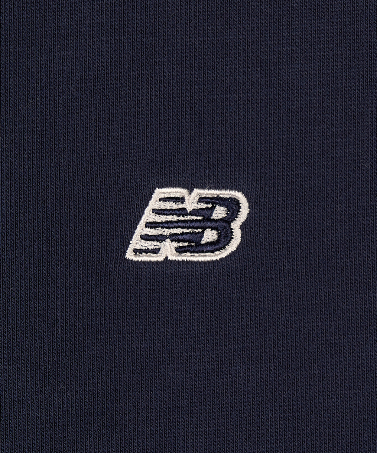 뉴발란스(NEW BALANCE) NBMDG21423 / UNI 에센셜 썸머 경량 라운드넥 집업 (NAVY)