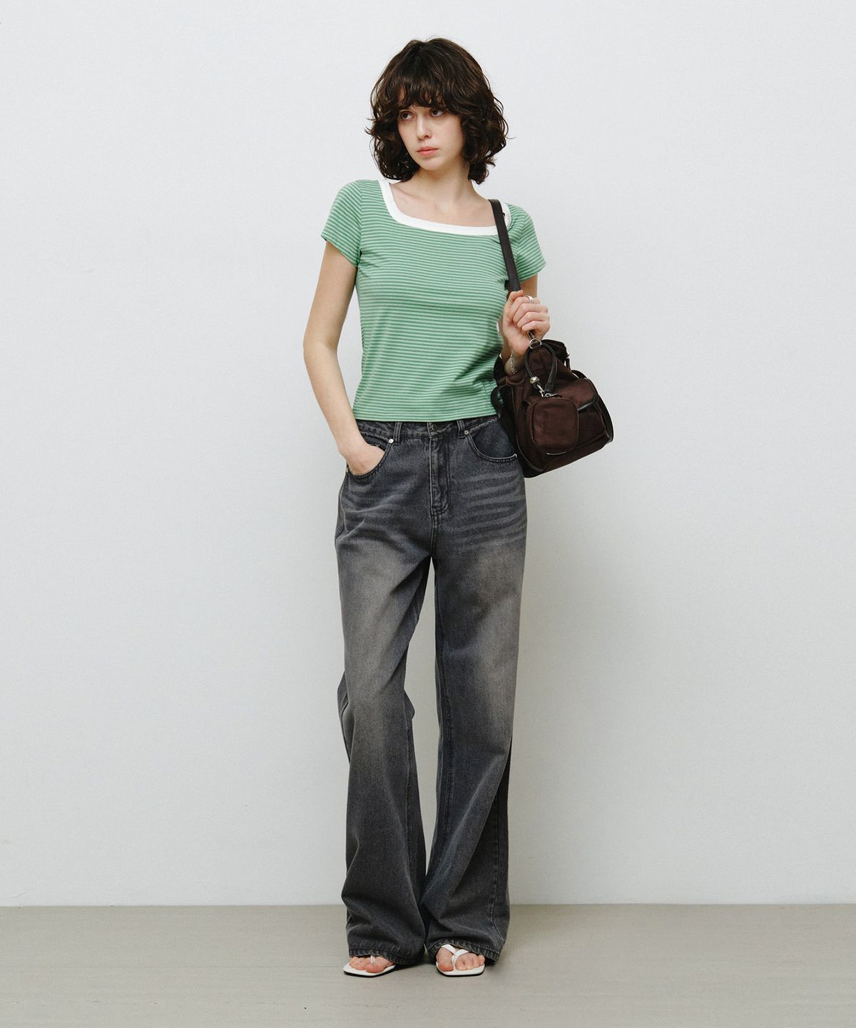 몽돌(MONGDOL) 스퀘어넥 스트라이프 반팔 티셔츠 그린 MDTS098GREEN