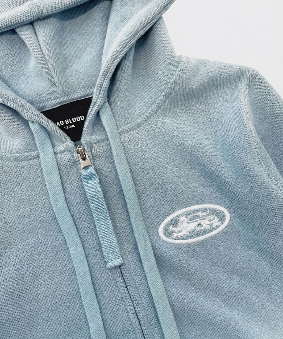 배드블러드(BADBLOOD) Mystic Capsule Slim-Fit Zip-Up Hoodie - Sky Blue