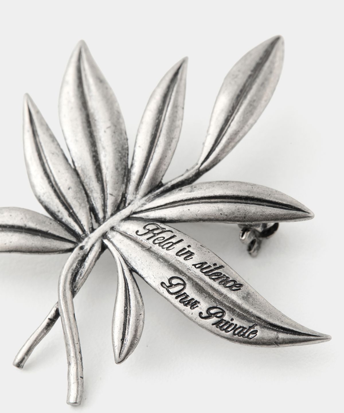 디앤에스알(DNSR) Leaf Brooch