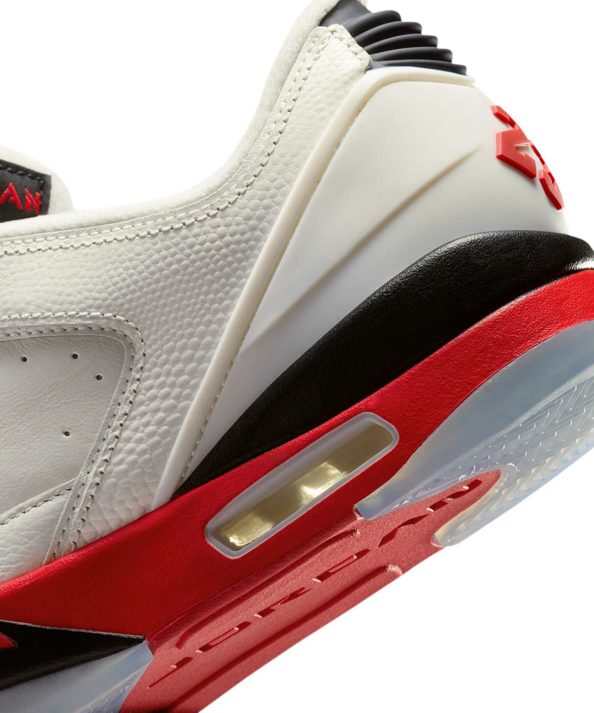 나이키(NIKE) 조던 식스티 플러스 로우 M - 세일:블랙:리플렉트 실버:파이어 레드 / IH2047-100