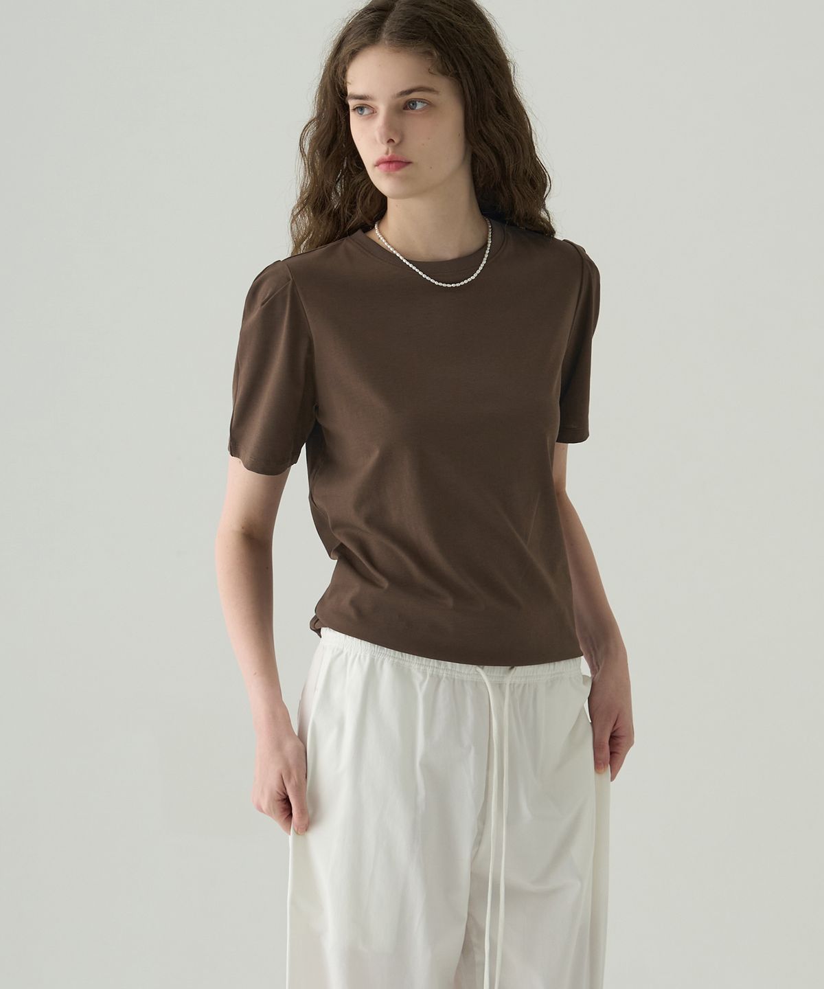 드로우핏 우먼(DRAWFIT WOMEN) 퍼프 슬리브 수피마 코튼 반팔 티셔츠 [YELLOW BEIGE]