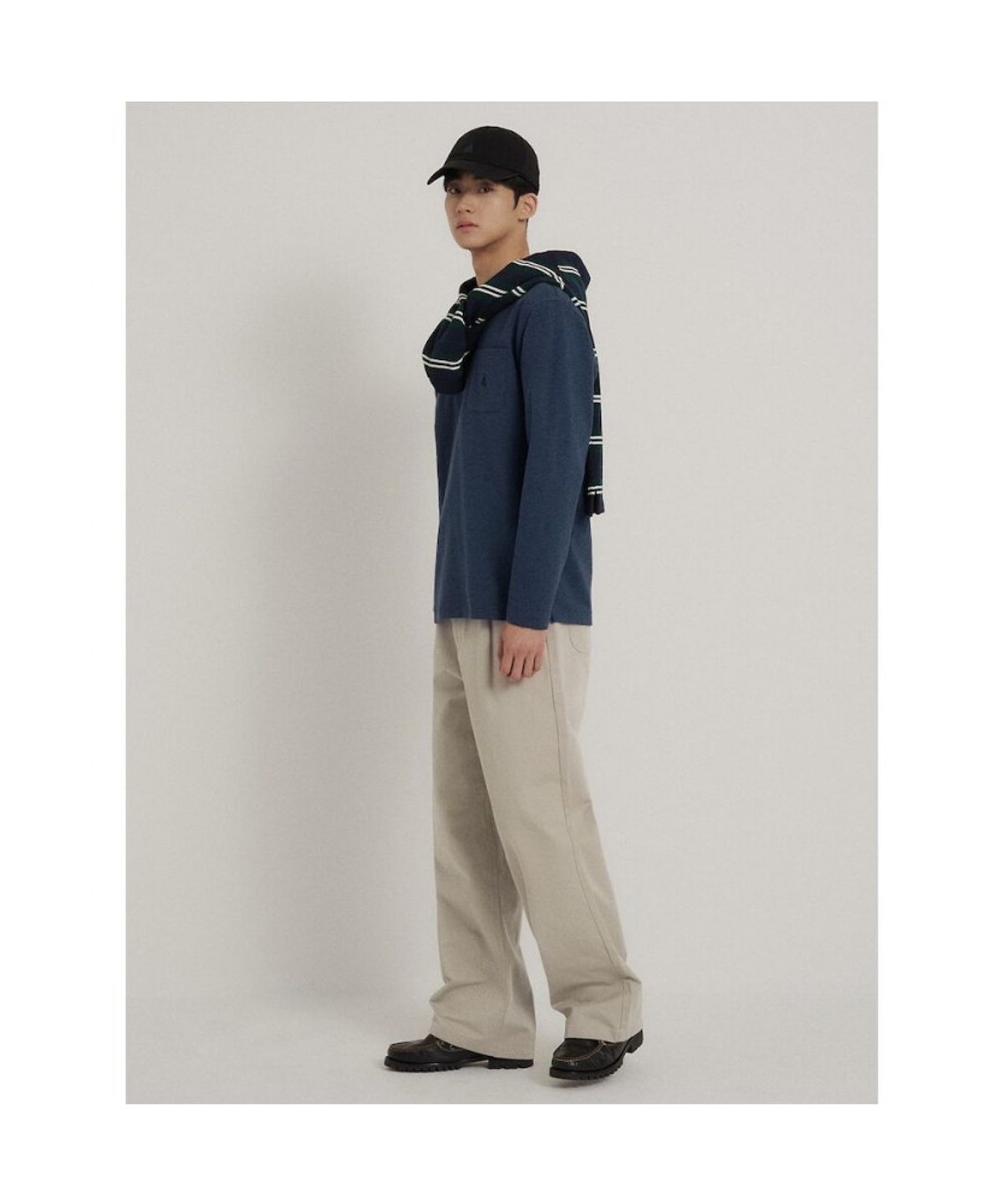 빈폴 멘(BEANPOLE MEN) 멜란지 포켓 로고 티셔츠  네이비