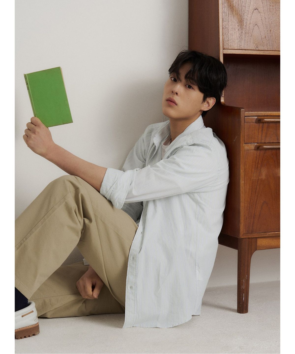 빈폴 멘(BEANPOLE MEN) 변형 스트라이프 셔츠  라이트 그린
