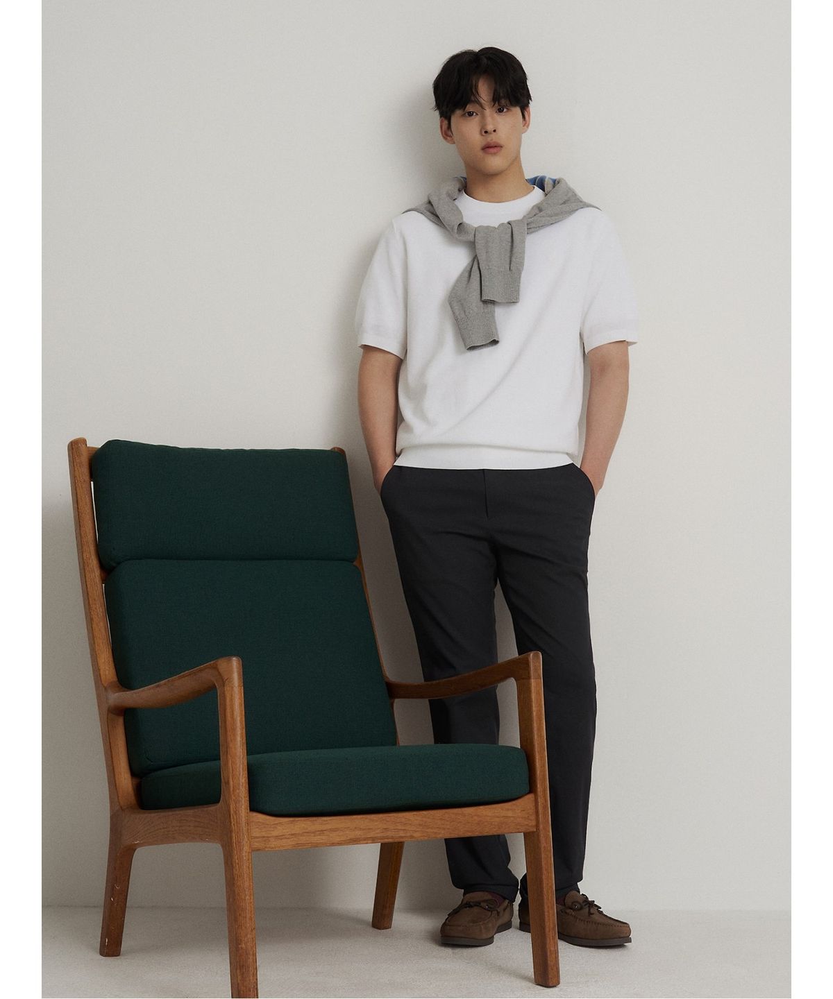 빈폴 멘(BEANPOLE MEN) 리넨 혼방 옥스포드 스탠다드핏 팬츠  블랙