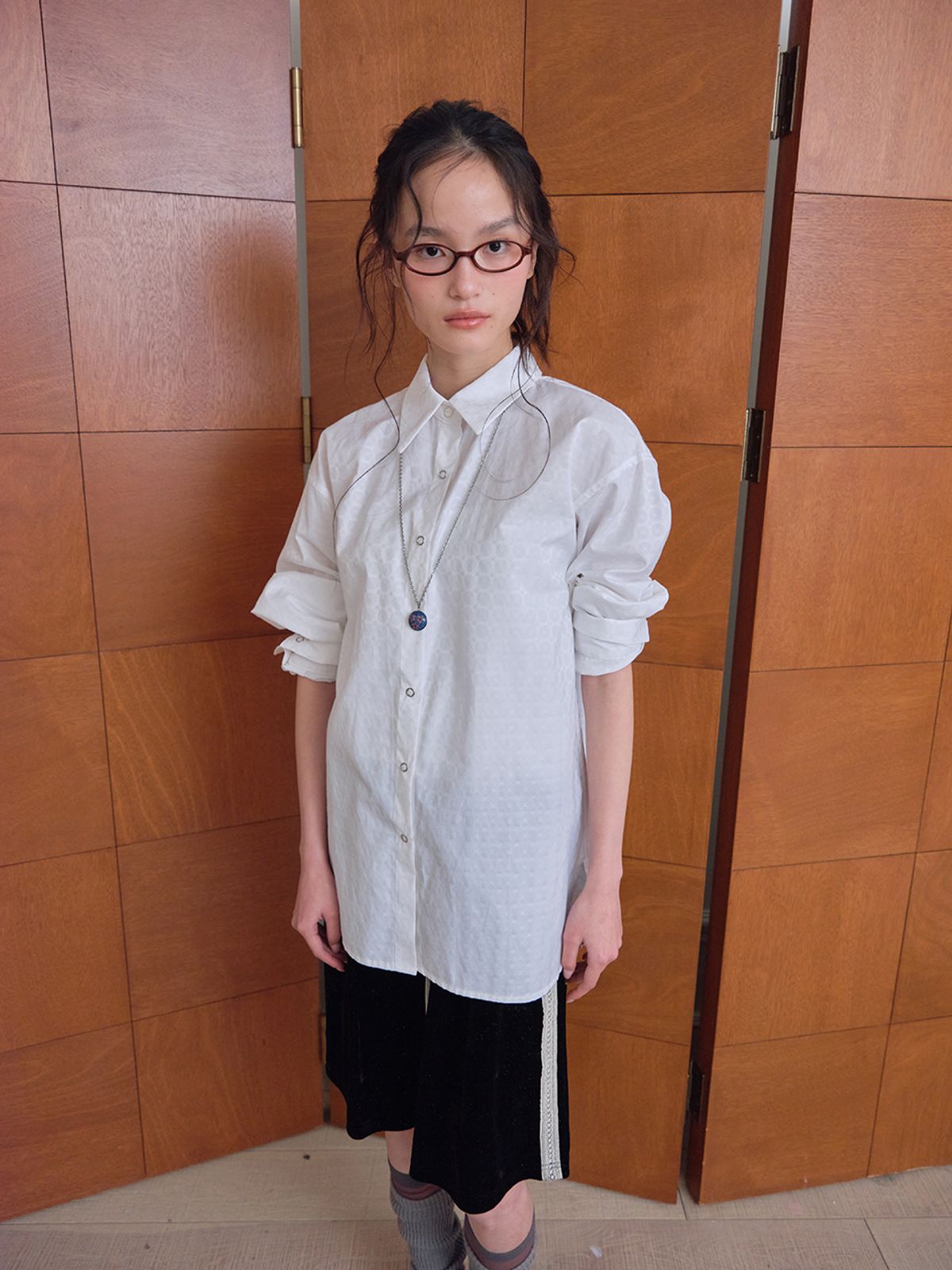 무음(MUWM) 슬리키 써클 오버핏 셔츠 Sleeky Circle Shirt (White)