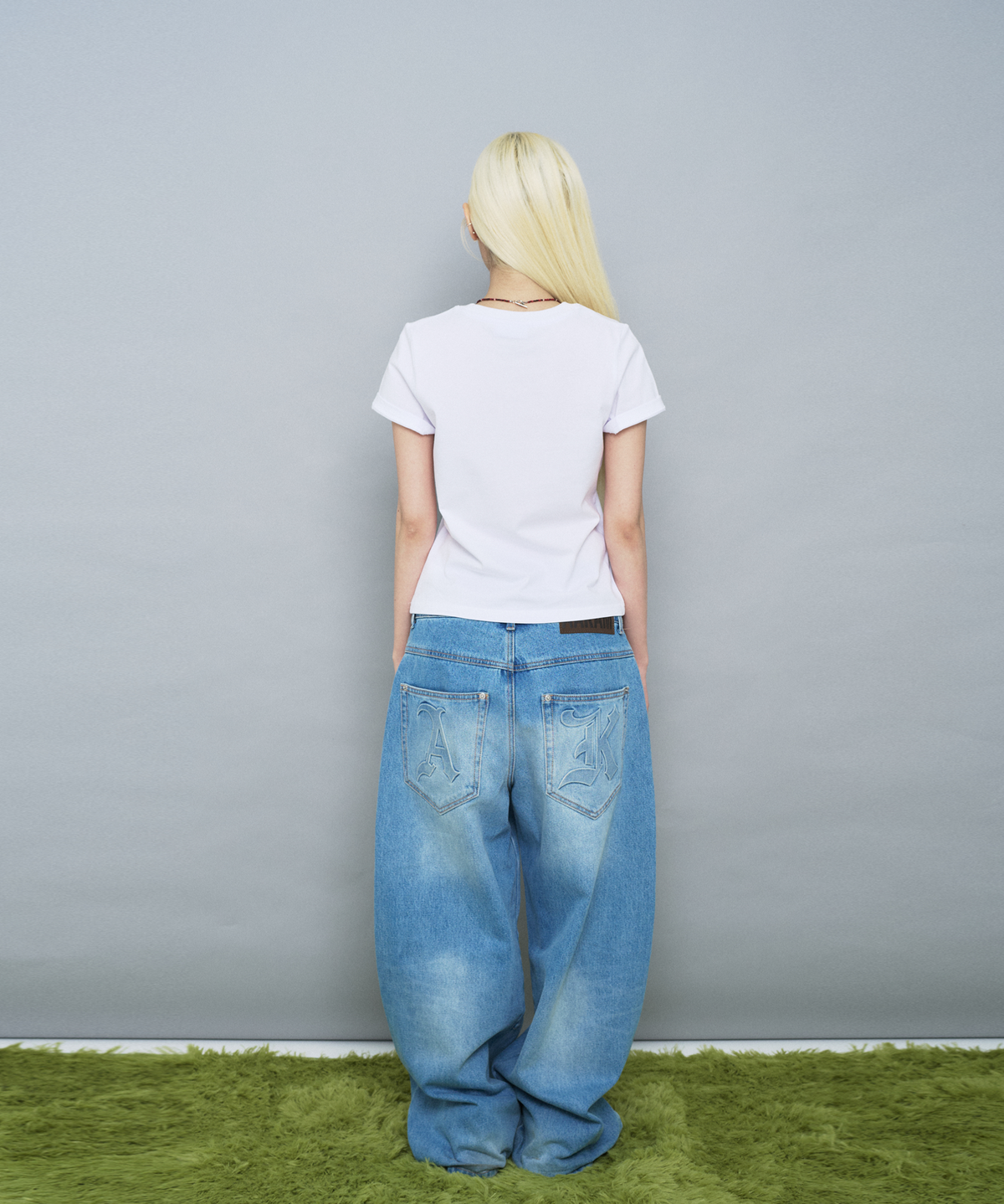 쏘비(SEW-B) what so 세미크롭 반팔티 [화이트]