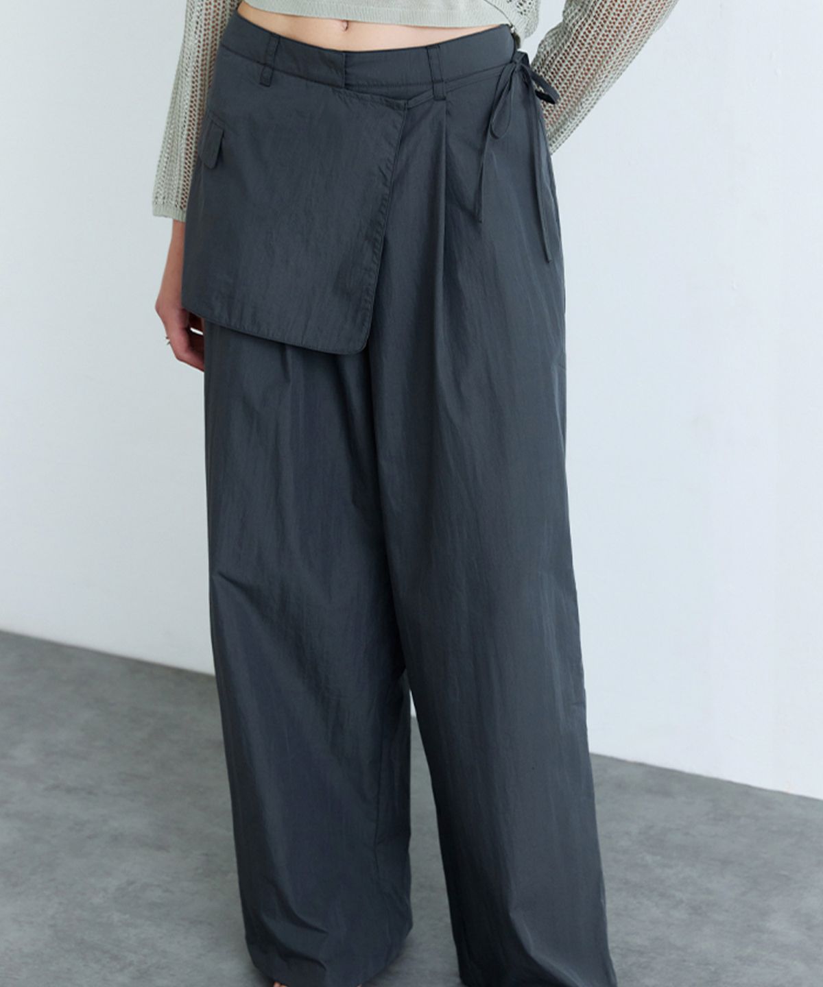 미쏘(MIXXO) 나일론 레이어드 팬츠_MIWTCG402B