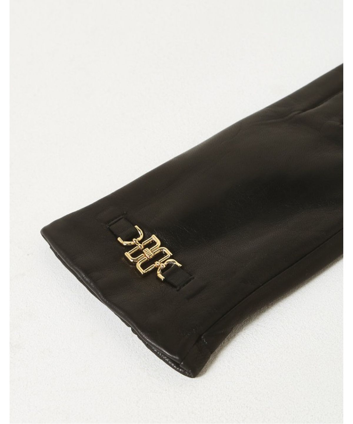 닥스 여성 액세서리(DAKS WOMENS ACCESSORIES) DD로고 체인 포인트 양가죽 장갑 블랙_DCGV5F320BK