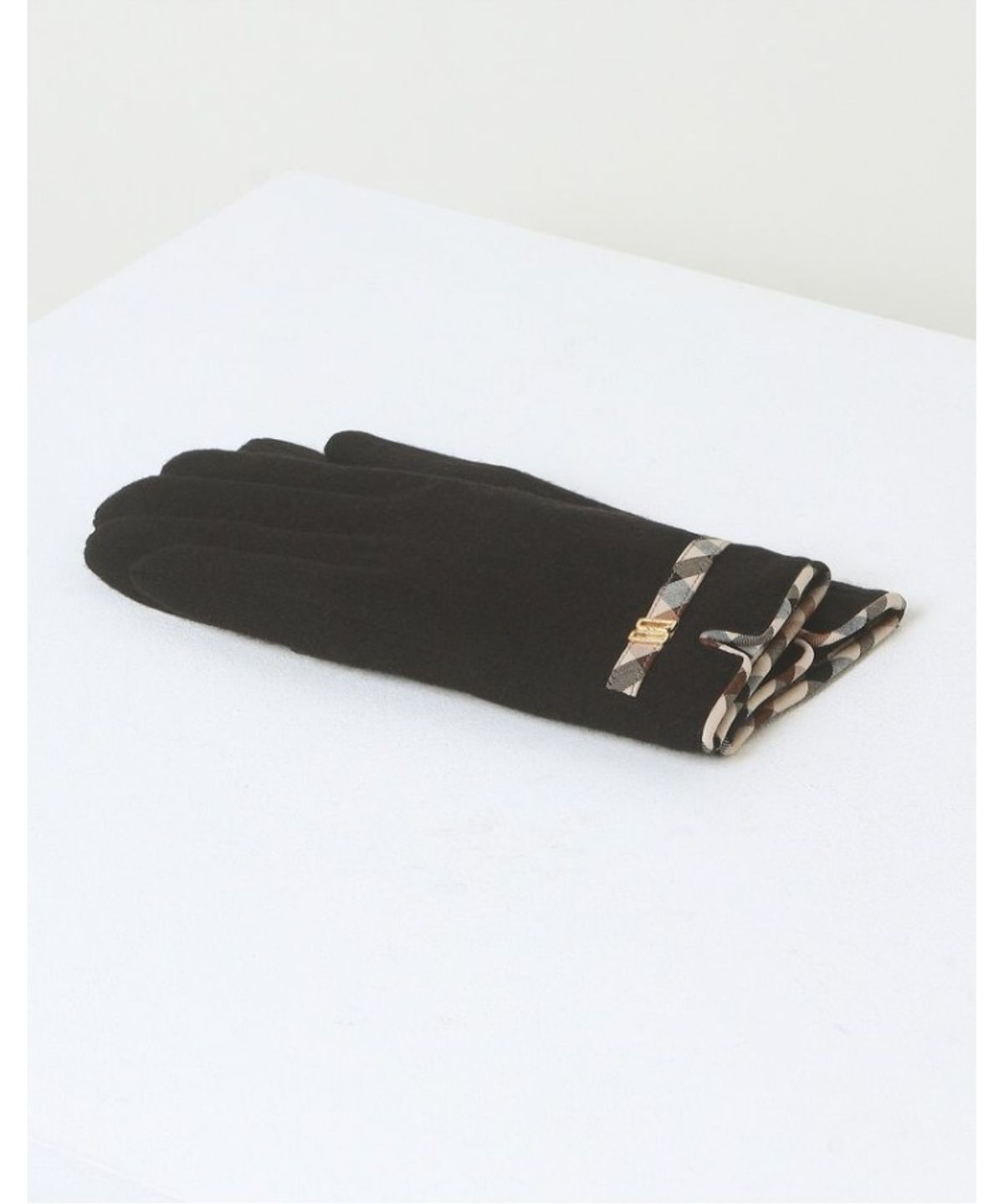 닥스 여성 액세서리(DAKS WOMENS ACCESSORIES) 블랙 체크 디테일 DD장식 울 스마트폰터치 장갑_DCGV5F410BK