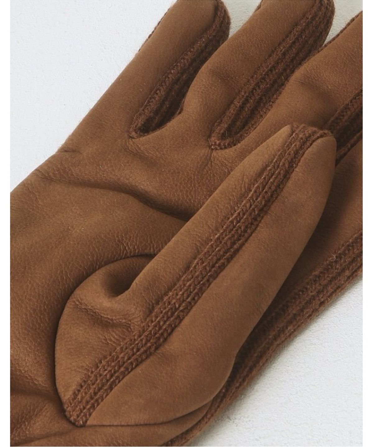닥스 여성 액세서리(DAKS WOMENS ACCESSORIES) 카멜 염소가죽 스웨이드 장갑_DCGV5F170CM