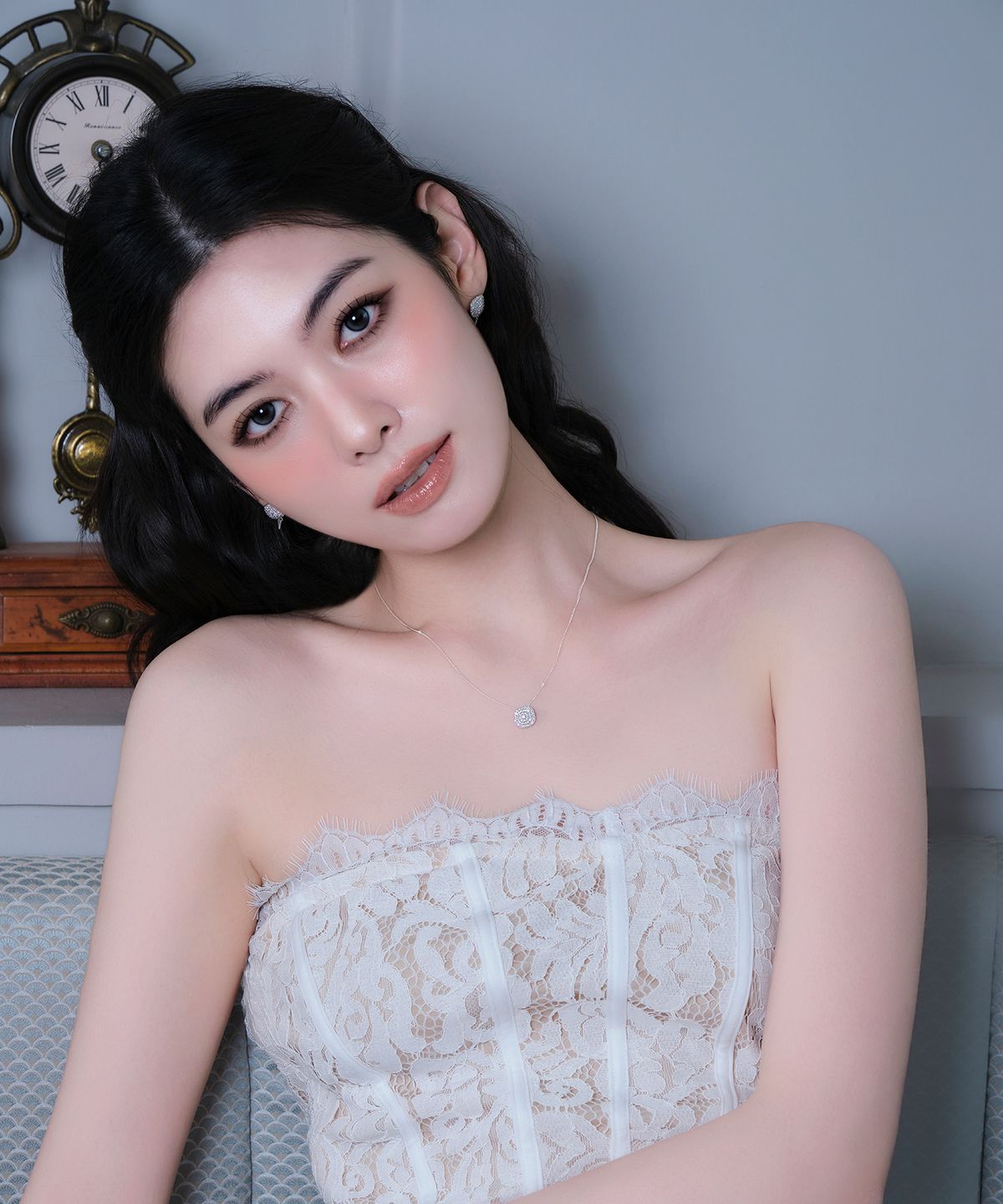레브(REVE) DQ 파베 스퀘어 네크리스