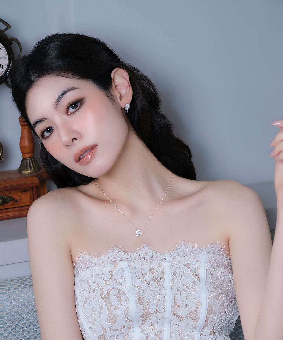 레브(REVE) DQ 파베 스퀘어 네크리스