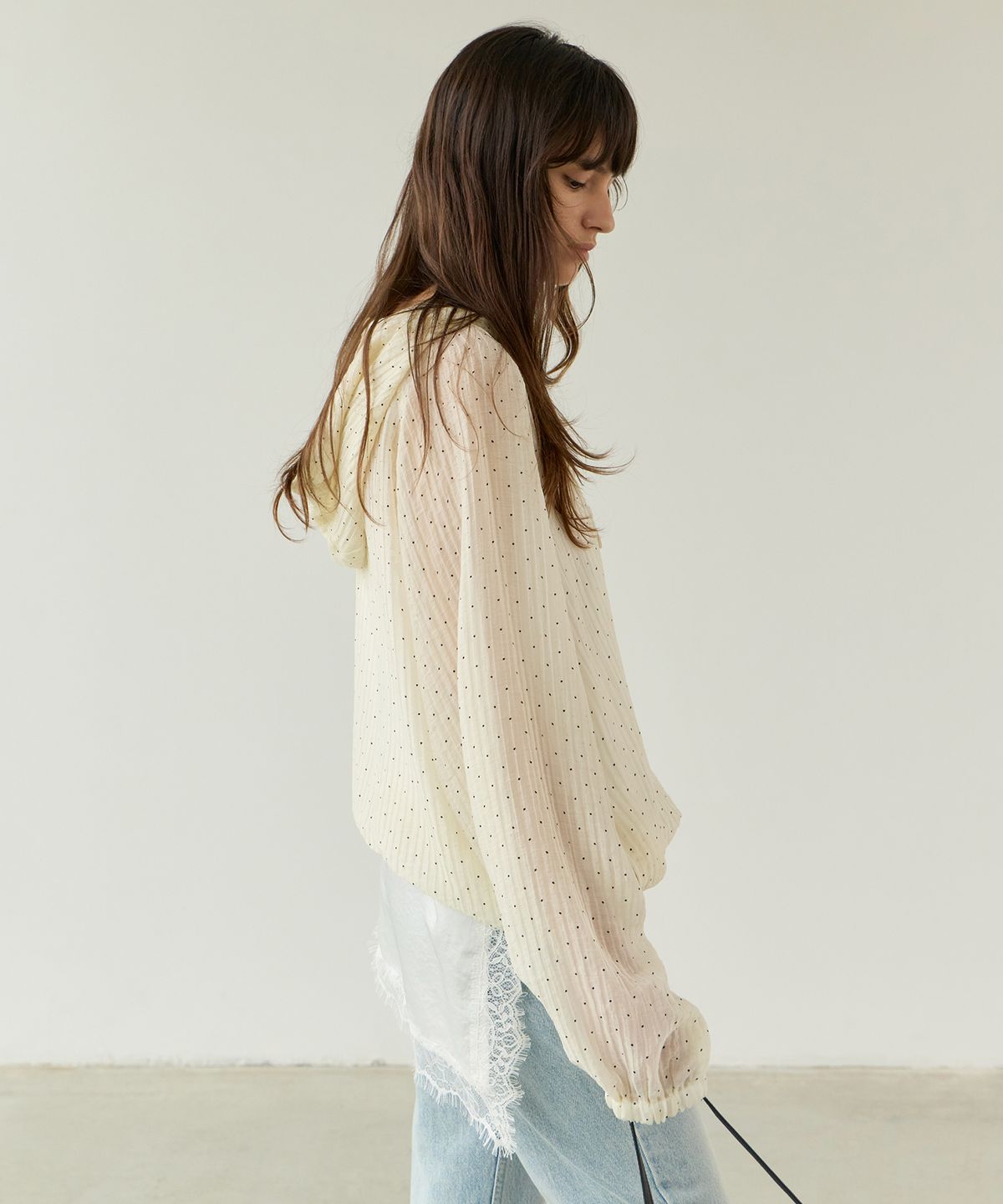 르바(LEVAR) Dot Bubble Hoody Anorak - Cream Butter
