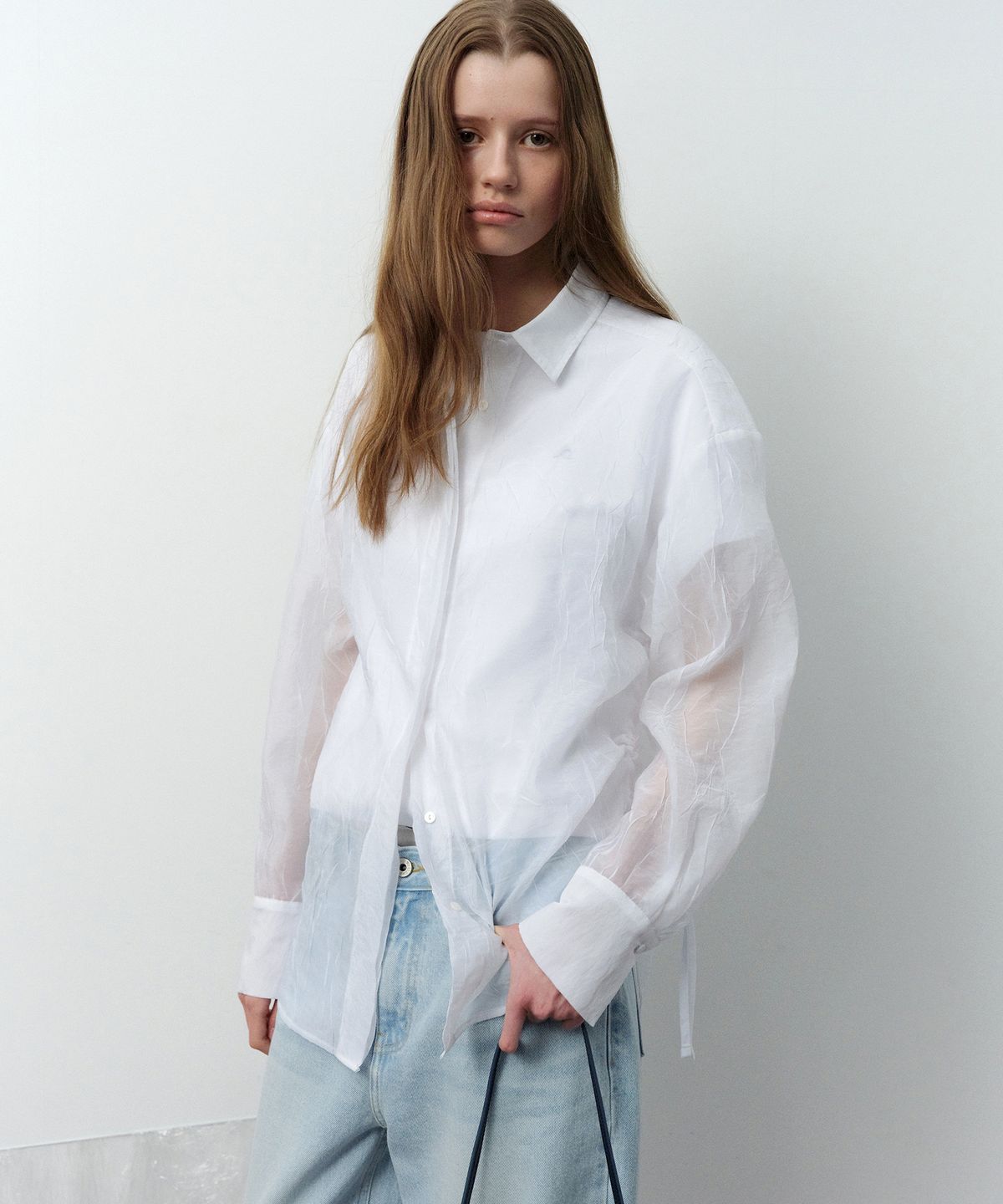 르바(LEVAR) Crinkled Drawstring Shirt - Snow White