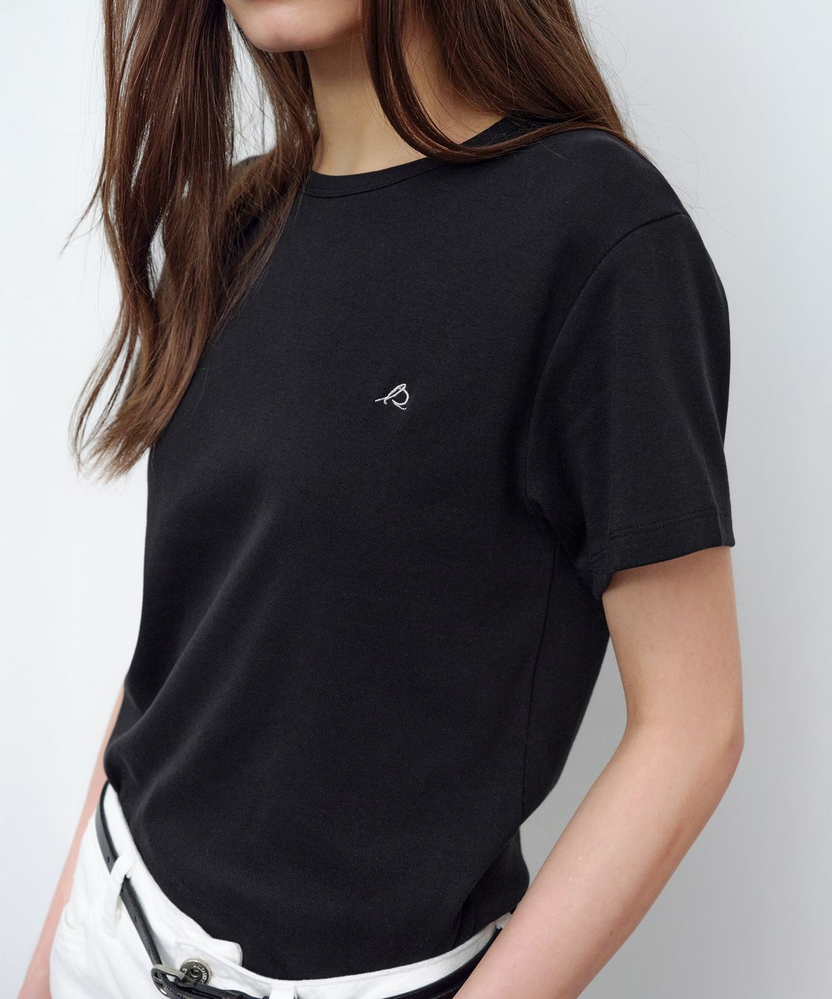 르바(LEVAR) All-day Cotton Rib T-shirt - Black