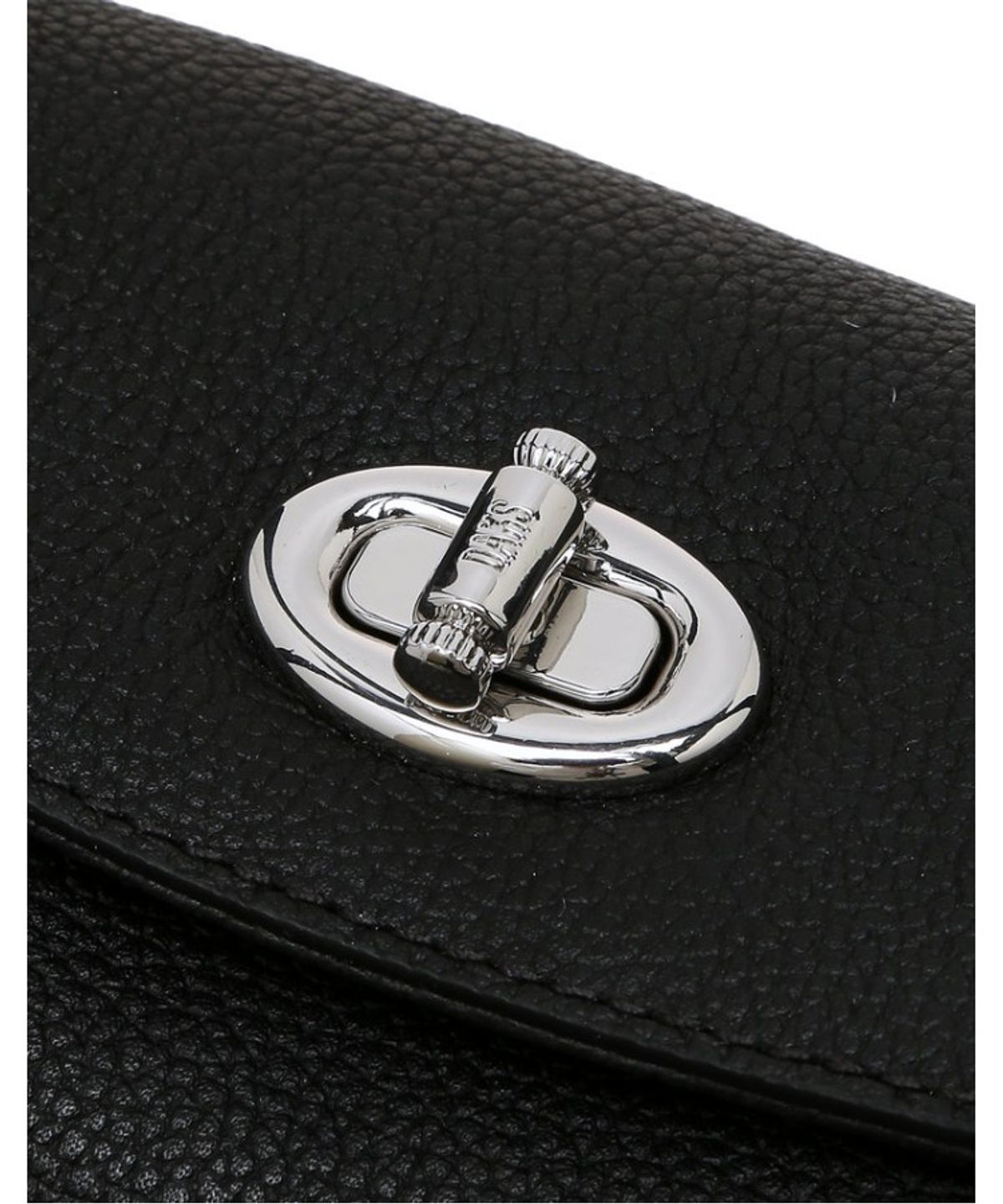 닥스 여성 액세서리(DAKS WOMENS ACCESSORIES) 블랙 O 락장식 플랩형 숄더백 M_DCBA6E941BK