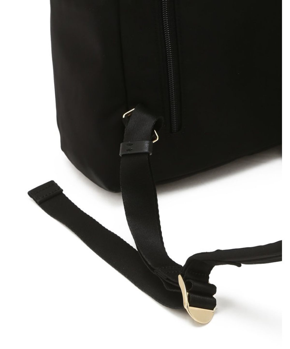닥스 여성 액세서리(DAKS WOMENS ACCESSORIES) 블랙 앤틱 DD장식 나일론 백팩_DCBA6E334BK