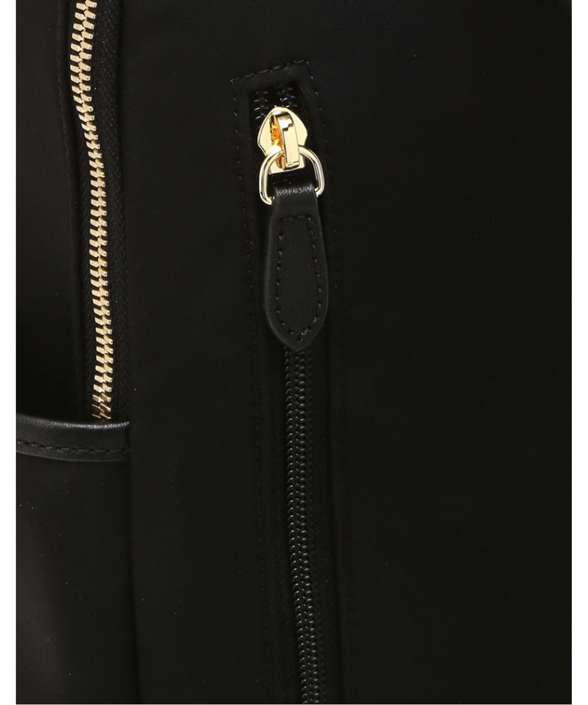 닥스 여성 액세서리(DAKS WOMENS ACCESSORIES) 블랙 앤틱 DD장식 나일론 백팩_DCBA6E334BK