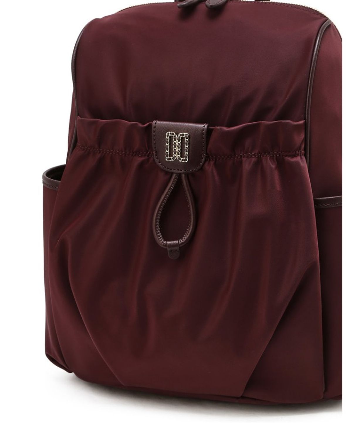 닥스 여성 액세서리(DAKS WOMENS ACCESSORIES) 버건디 앤틱 DD장식 나일론 백팩_DCBA6E344D2