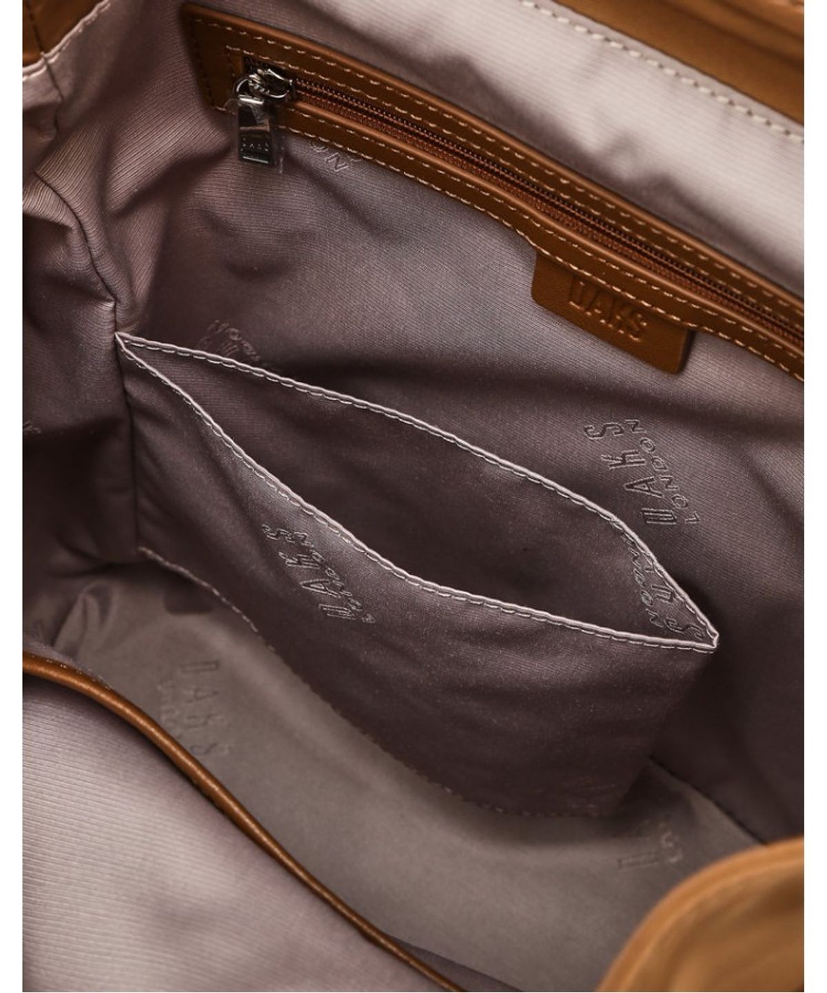 닥스 여성 액세서리(DAKS WOMENS ACCESSORIES) 브라운 D락장식 나일론 백팩_DCBA6E978W2