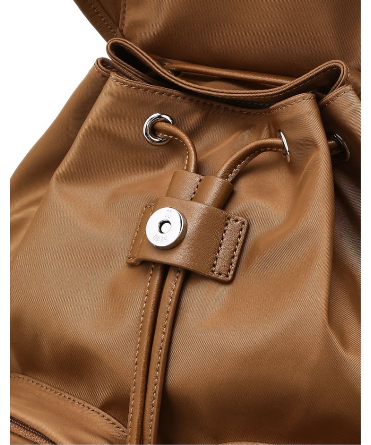 닥스 여성 액세서리(DAKS WOMENS ACCESSORIES) 브라운 D락장식 나일론 백팩_DCBA6E978W2