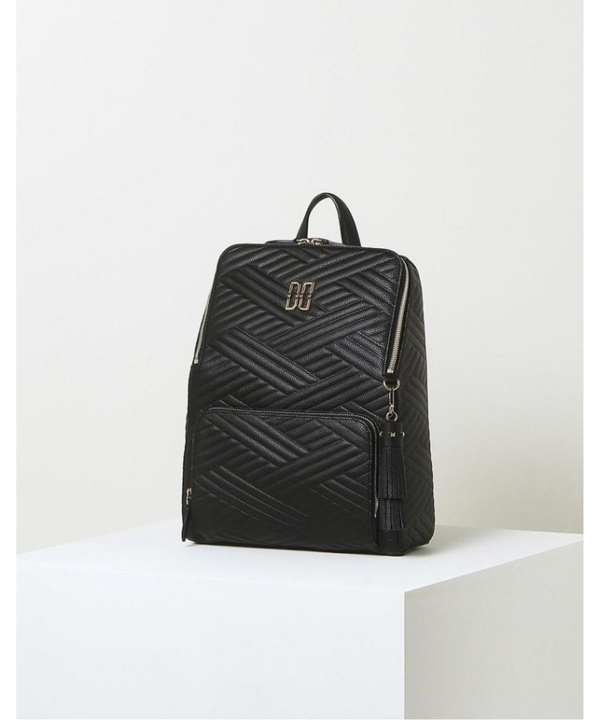 닥스 여성 액세서리(DAKS WOMENS ACCESSORIES) 블랙 칼라일 가죽 백팩_DCBA6E369BK