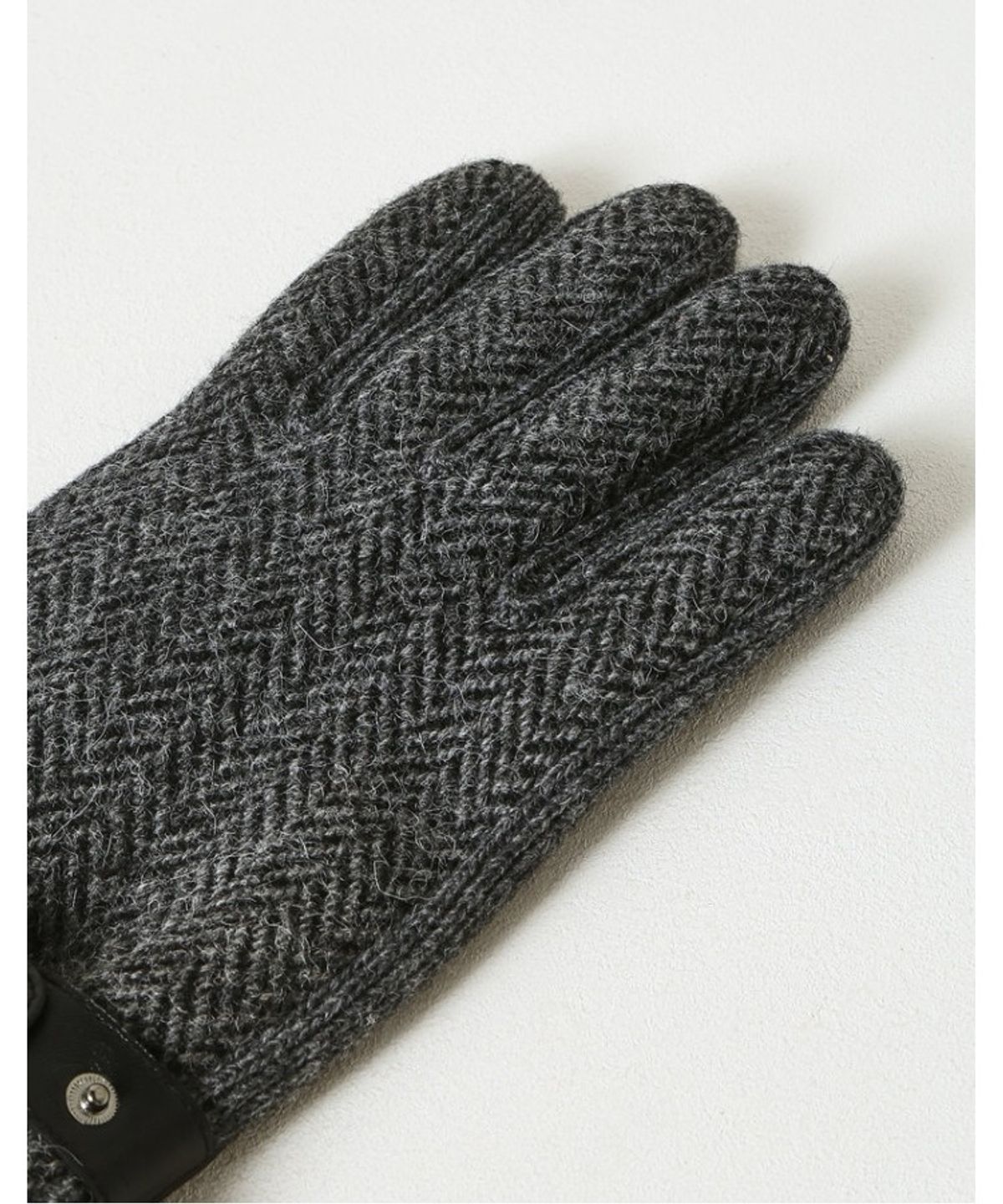 닥스 남성 액세서리(DAKS MEN'S ACCESSORIES) 그레이 헤링본 패턴 울 스마트폰터치 장갑_DCGV5F560G2
