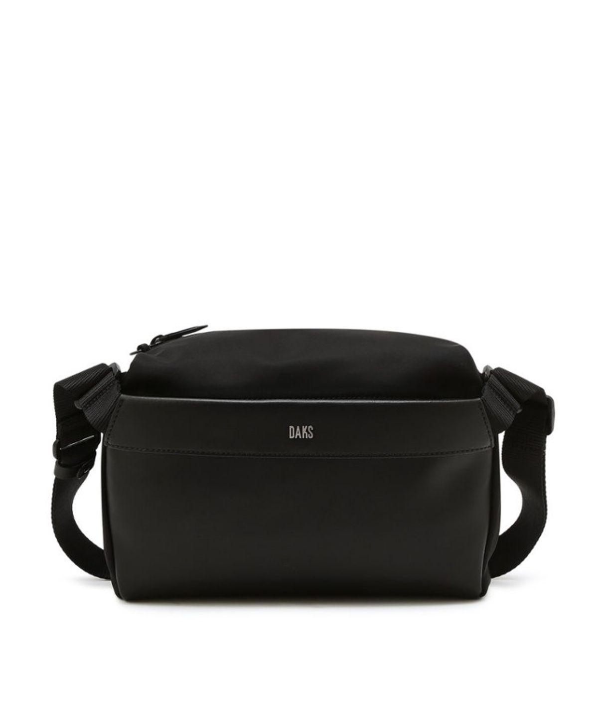 닥스 남성 액세서리(DAKS MEN'S ACCESSORIES) 블랙 로고장식 가죽 크로스백_DBBA6E856BK