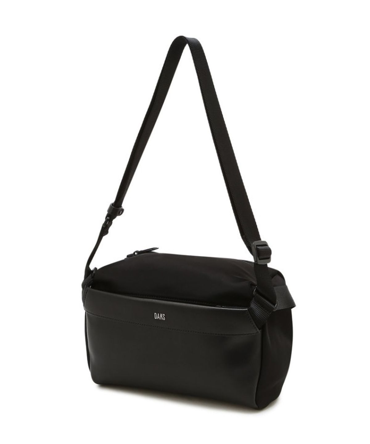 닥스 남성 액세서리(DAKS MEN'S ACCESSORIES) 블랙 로고장식 가죽 크로스백_DBBA6E856BK