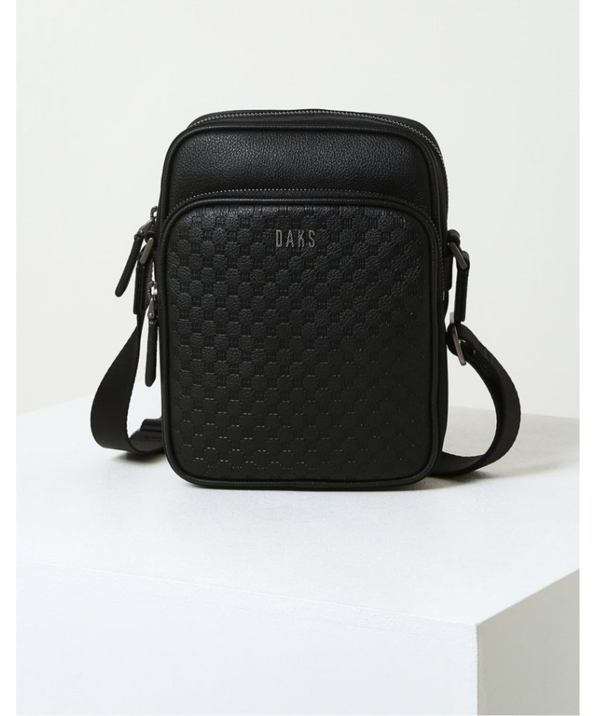 닥스 남성 액세서리(DAKS MEN'S ACCESSORIES) 블랙 DD 패턴 경판 소가죽_DBBA6E014BK