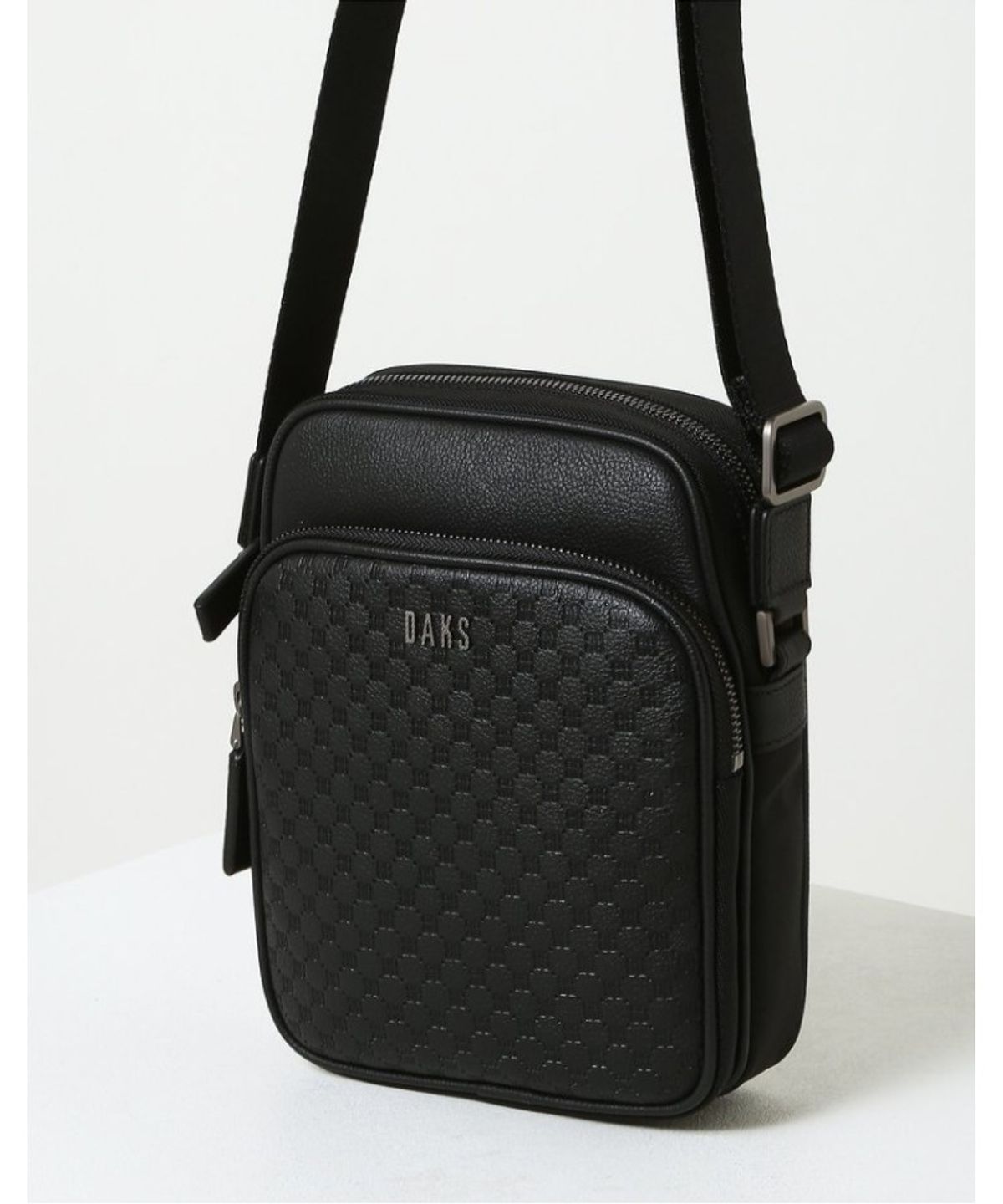 닥스 남성 액세서리(DAKS MEN'S ACCESSORIES) 블랙 DD 패턴 경판 소가죽_DBBA6E014BK