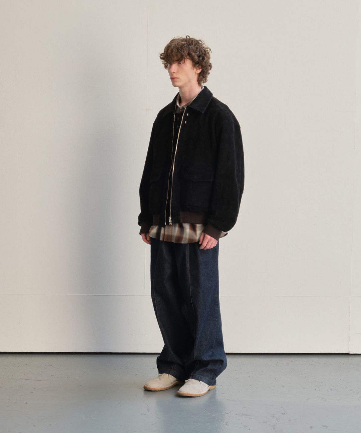홀리선(HORLISUN) Nileblue Wide Pleats Denim Pants Dark Navy
