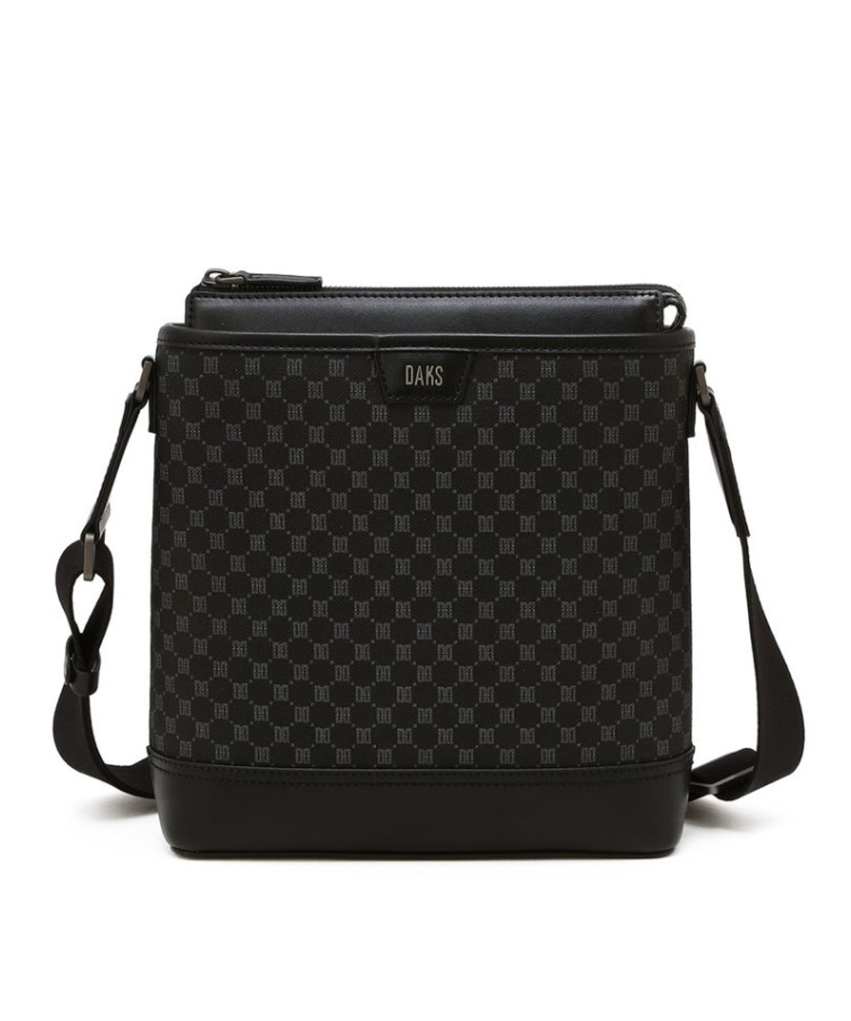 닥스 남성 액세서리(DAKS MEN'S ACCESSORIES) 블랙 DD로고 가죽 크로스백_DBBA6F471BK