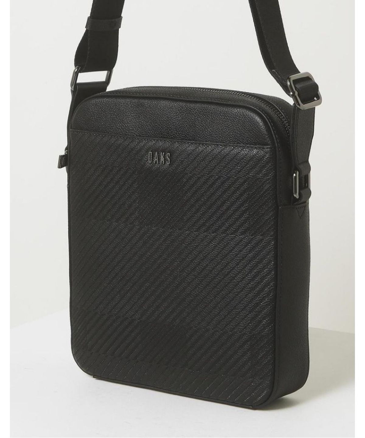 닥스 남성 액세서리(DAKS MEN'S ACCESSORIES) 블랙 하우스 체크 소가죽 크로스백 _DBBA6E309BK