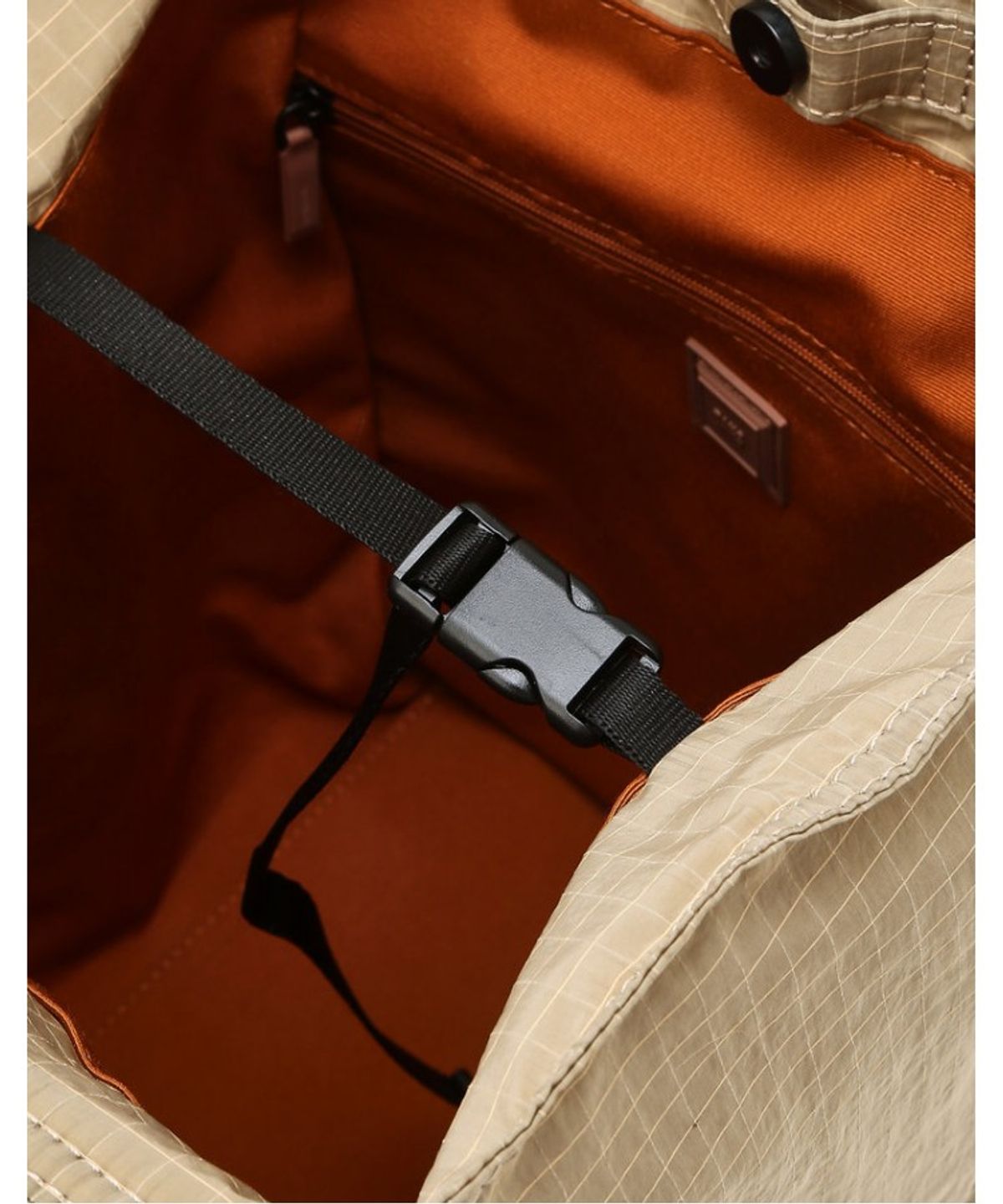 닥스 남성 액세서리(DAKS MEN'S ACCESSORIES) 베이지 체크 나일론 토트백_DBBA6EG52I2