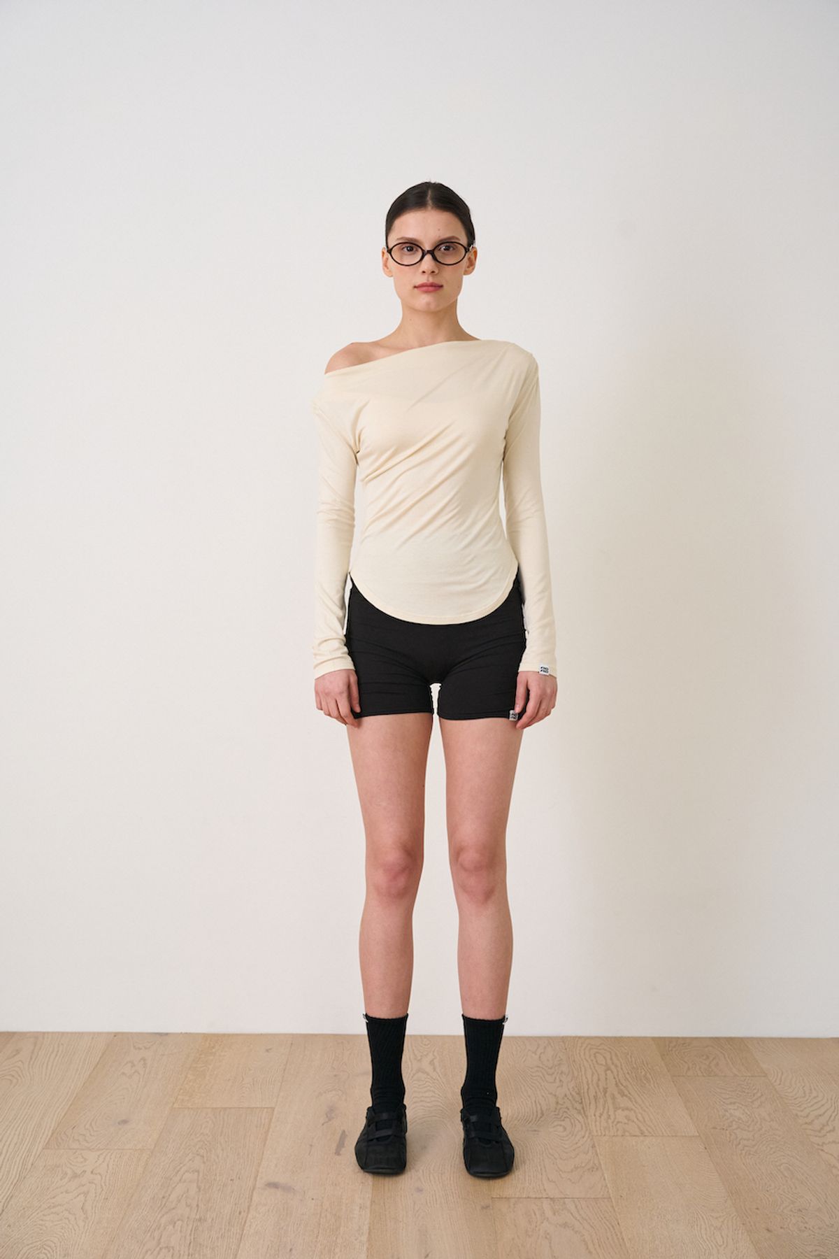 픈드픈드(FNDFND) Curved Shirring LST
