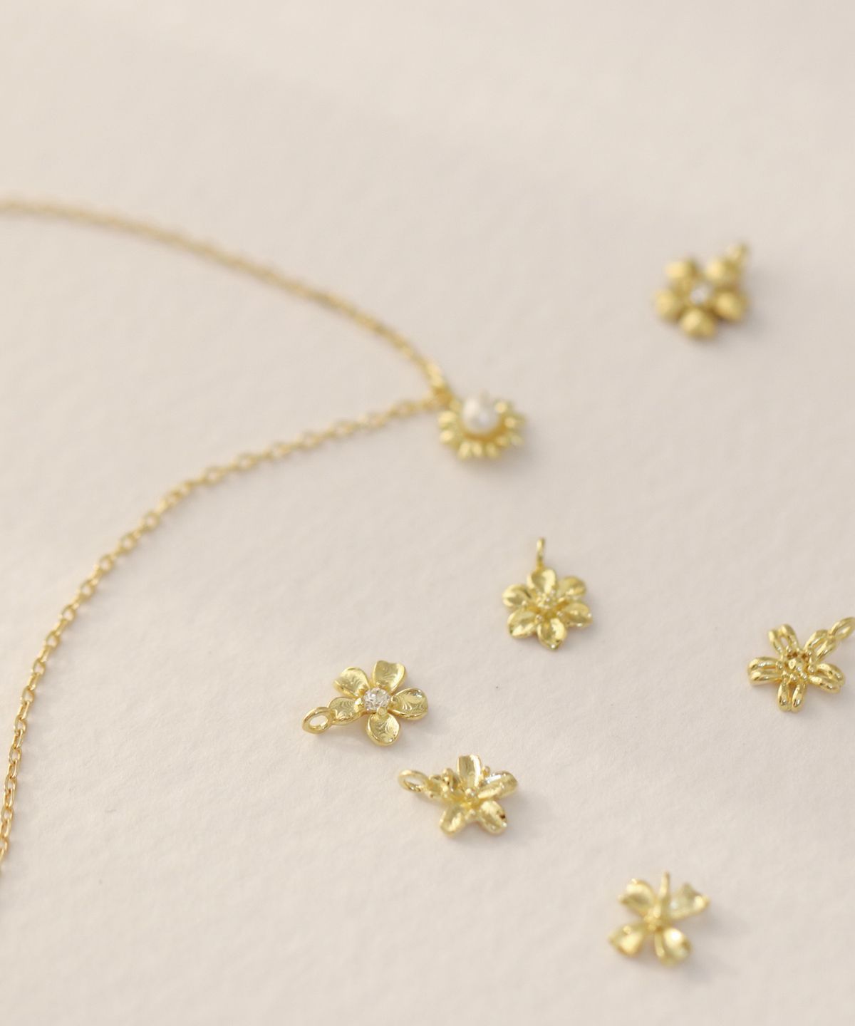 오르디오르(ORDOR) [14K] Birth Flower Necklace
