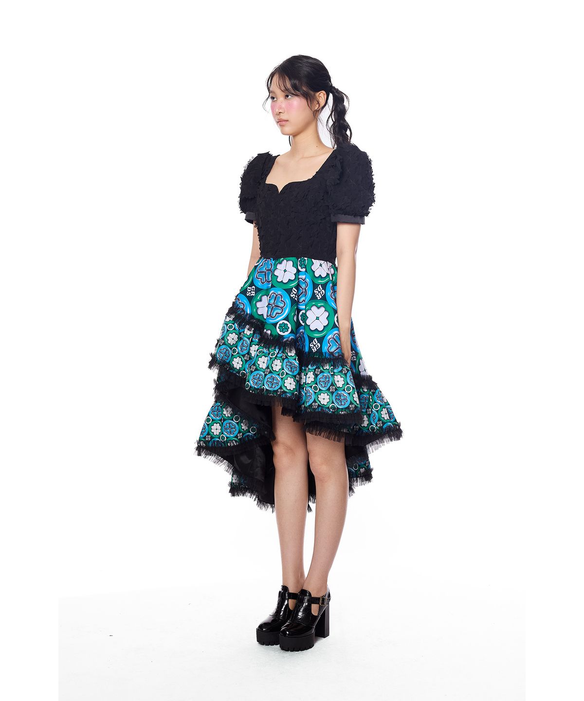그리디어스(GREEDILOUS) Signature Floral Puff-Sleeve Dress