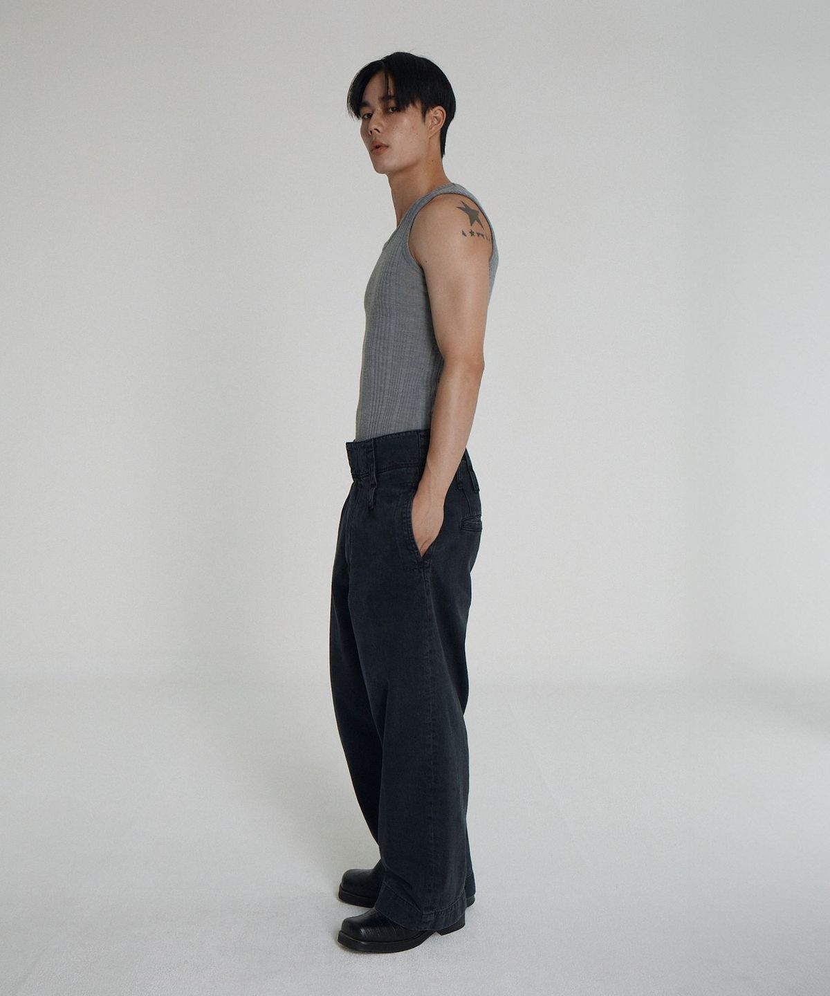 순진(SOONJEANS) 뉴하이라이즈 와이드레그 팬츠 [BLACK]