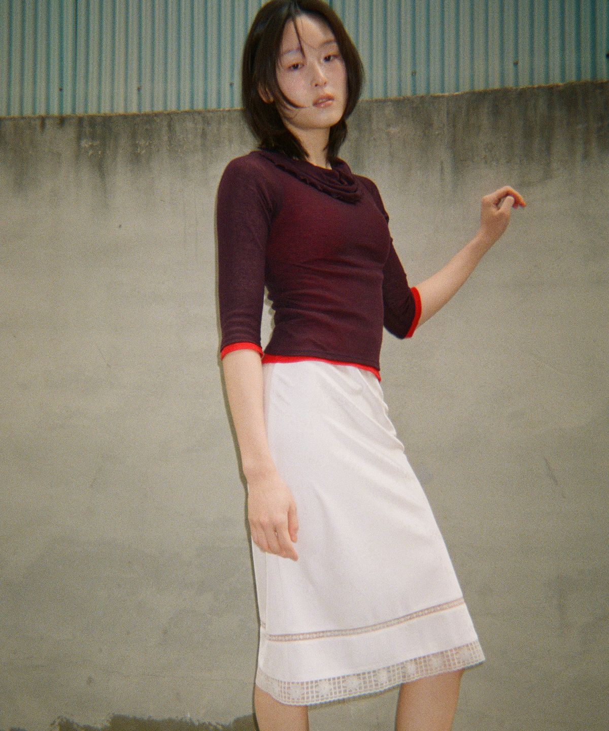 길영(GIL YOUNG) 드레이프 레이어 티셔츠_다크 베리