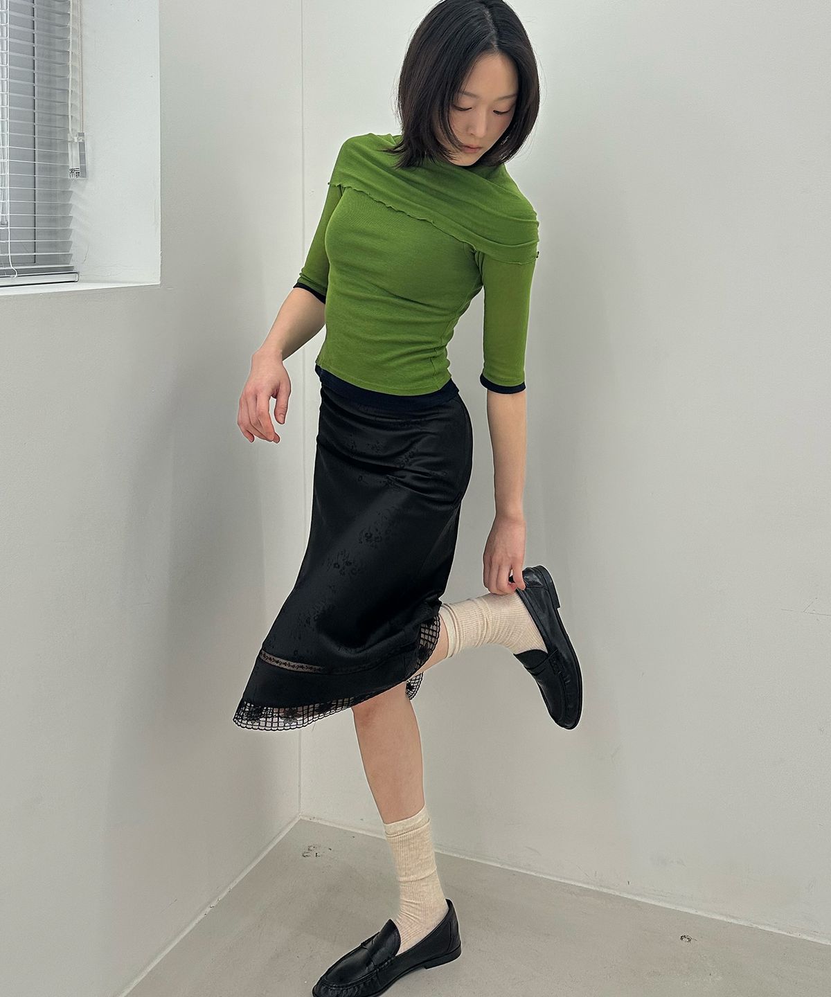 길영(GIL YOUNG) 드레이프 레이어 티셔츠_올리브