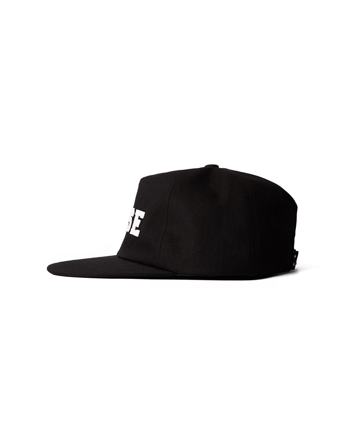 아르씨(ARCY) ARISE applique 5panel cap [Black]