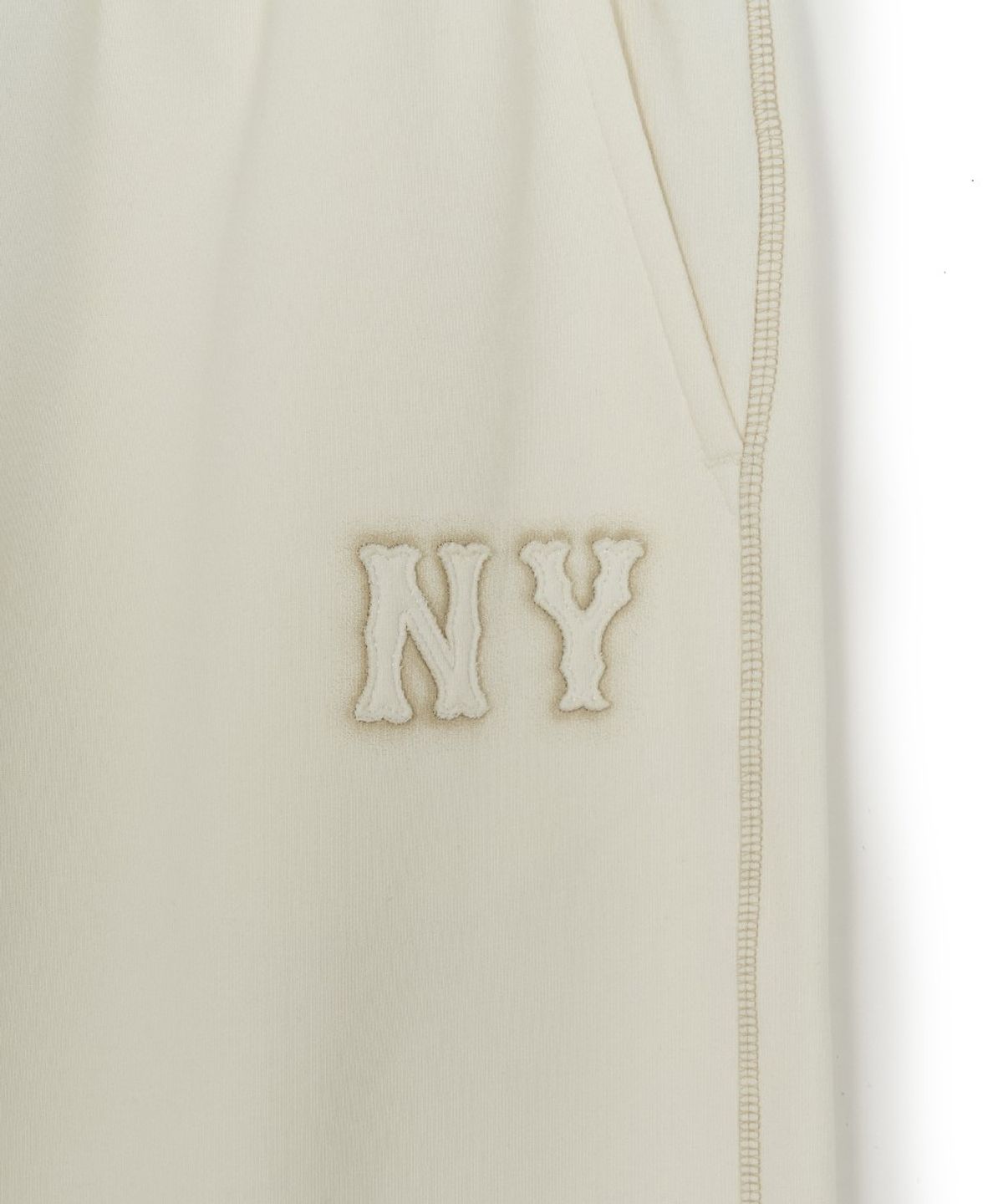 엠엘비(MLB) 베이직 빈티지 스티치 쿠퍼스 버뮤다 팬츠 NY (Cream)