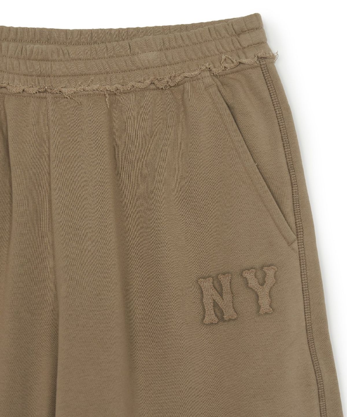 엠엘비(MLB) 베이직 빈티지 스티치 쿠퍼스 버뮤다 팬츠 NY (D.Beige)