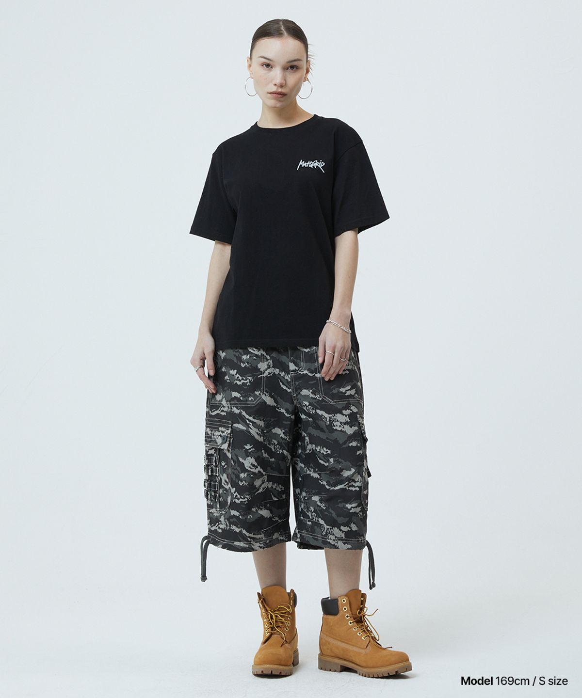마하그리드(MAHAGRID) UTILITY CARGO CAMO SHORTS KHAKI(MG2GMMPA61A)